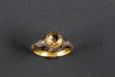 archeologie boz gouden ring alkmaar